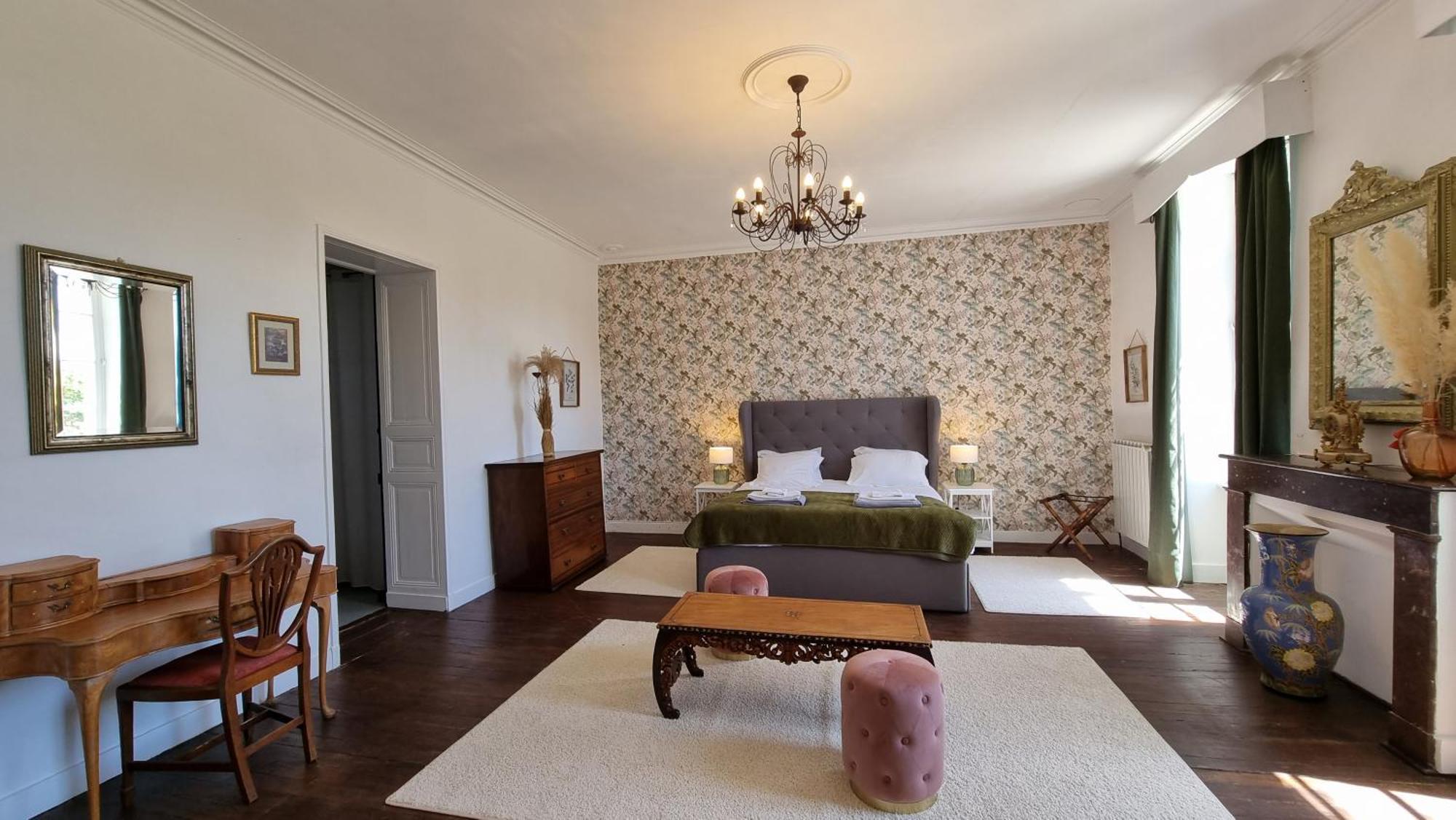 Domaine De Rochebonne Villa Saint-Just-Luzac Екстериор снимка