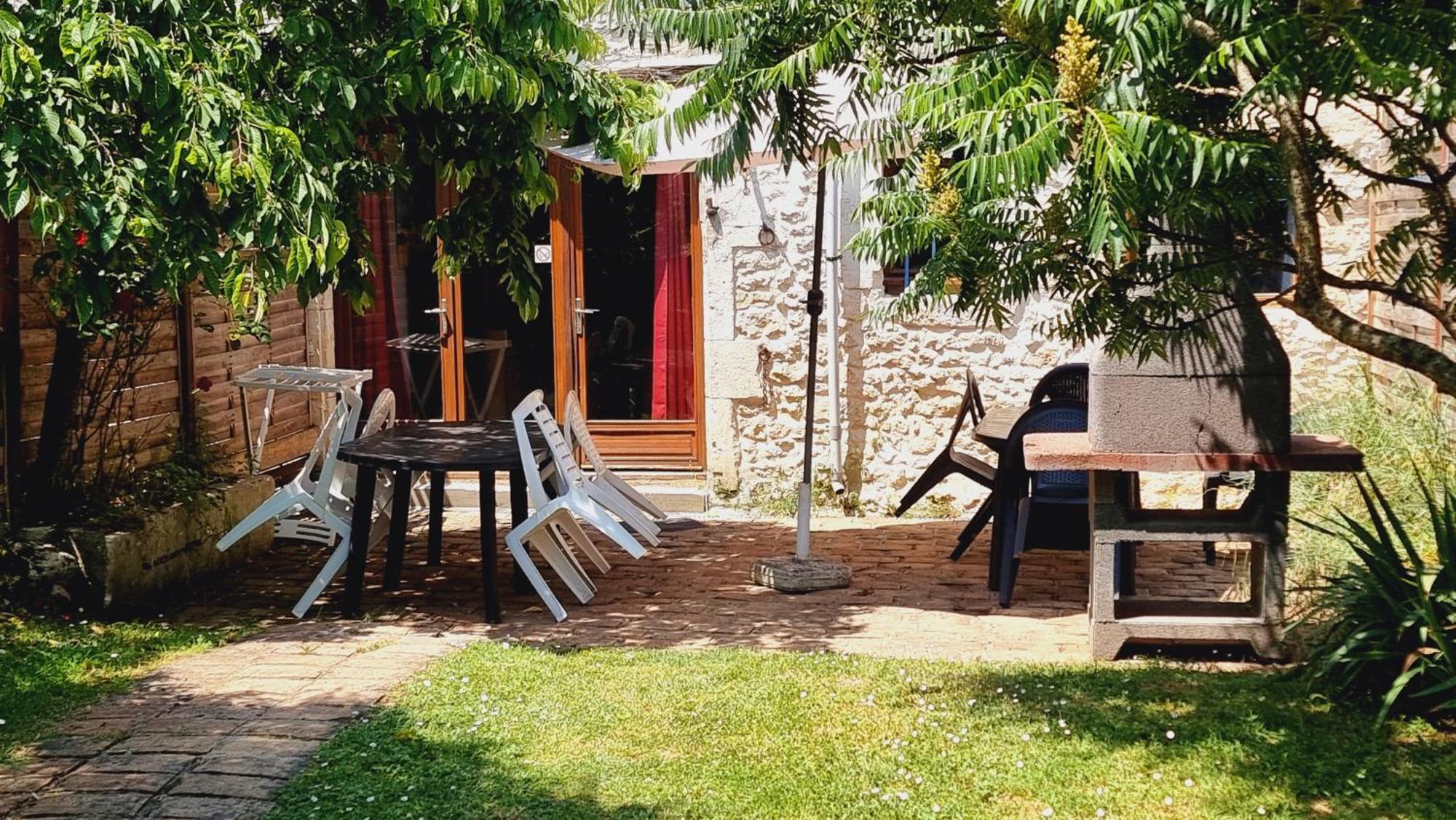 Domaine De Rochebonne Villa Saint-Just-Luzac Екстериор снимка